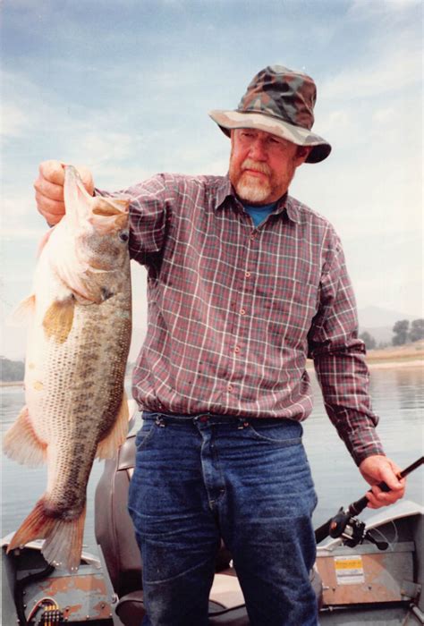 Mick Thill Inducted into Freshwater Fishing Hall of Fame.
